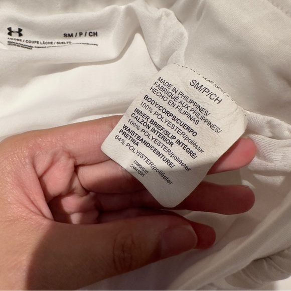 Under Armour Women’s UA Fly-By 2.0 Shorts Sz S White NWOT Exercise Running - Picture 7 of 13